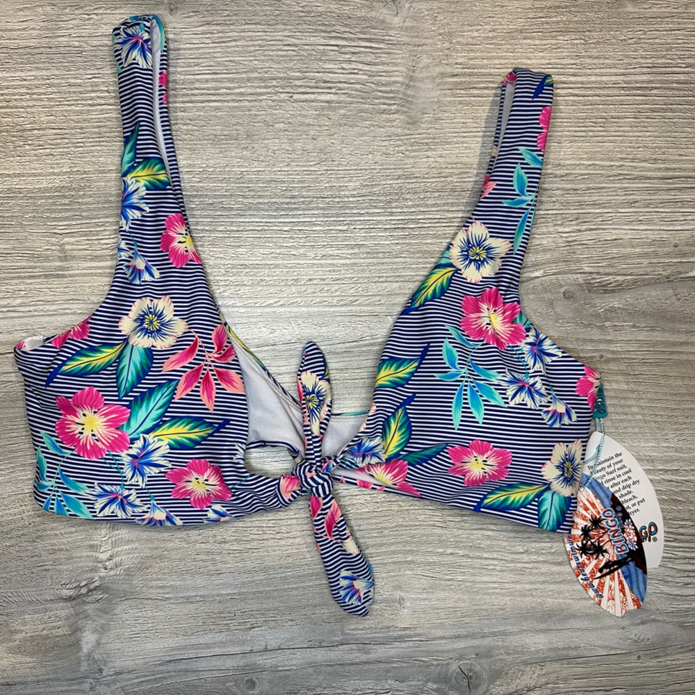 Bingo‎ Surf Bikini Top Size M